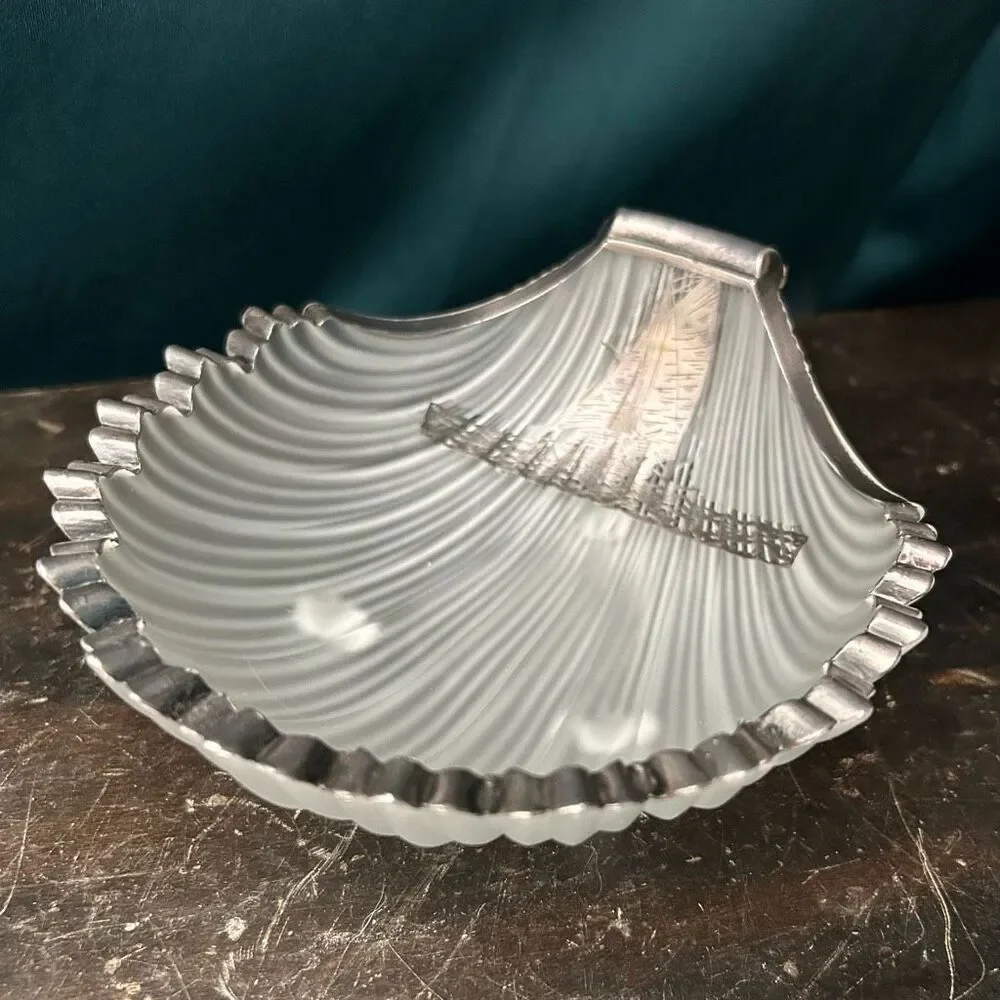 Vintage Westmoreland Frosted Glass Seashell Silver Gilt Sailboat Candy Dish